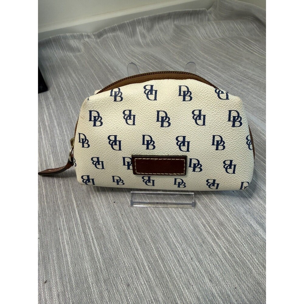 Dooney & Bourke Makeup Bag Beige/navy DB Logo Zip Lined 6x4x2 change purse